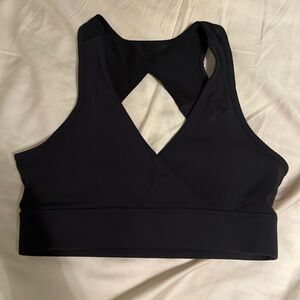 Gymshark Nikki blackketter bra